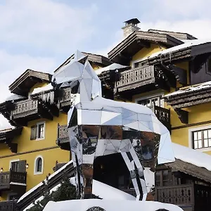 **** Hotel Cheval Blanc Francia
